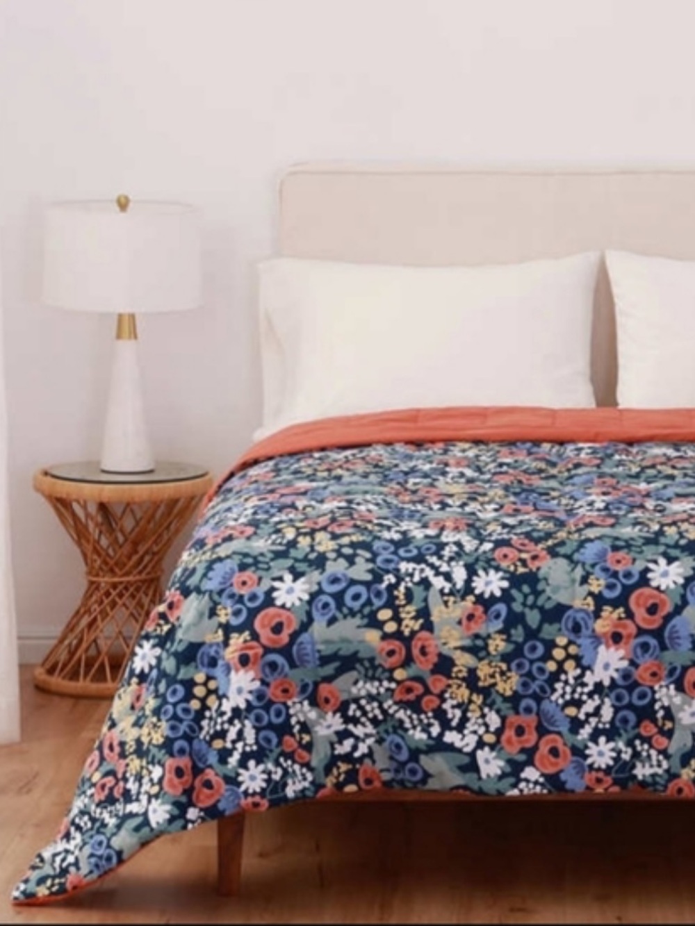 NEW Reversible Down Alternative Comforter Berkshire Life Floral Blue Solid Coral